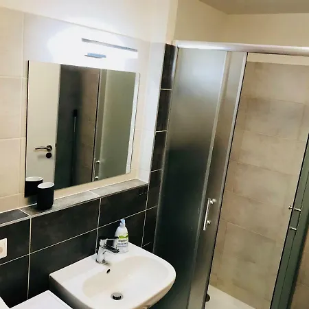Apartamento Sleeping Beauty A/c Central Private Bratislava